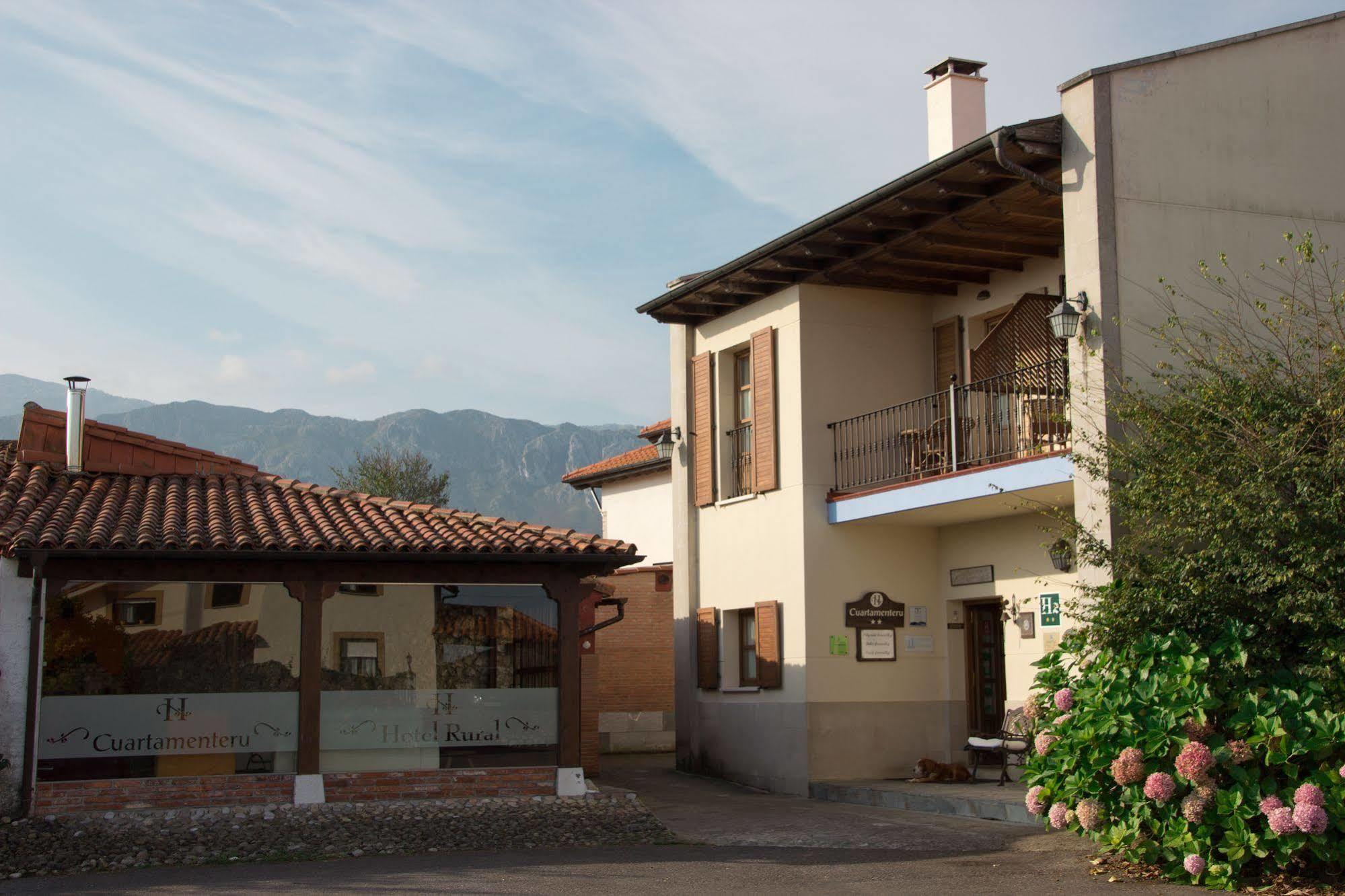 Hotel Rural Cuartamenteru Poo De Llanes Extérieur photo